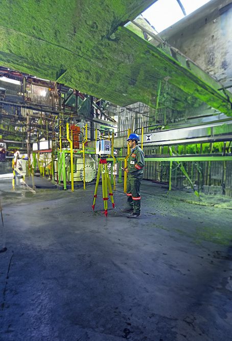 Laser scanning inside a chemical plant